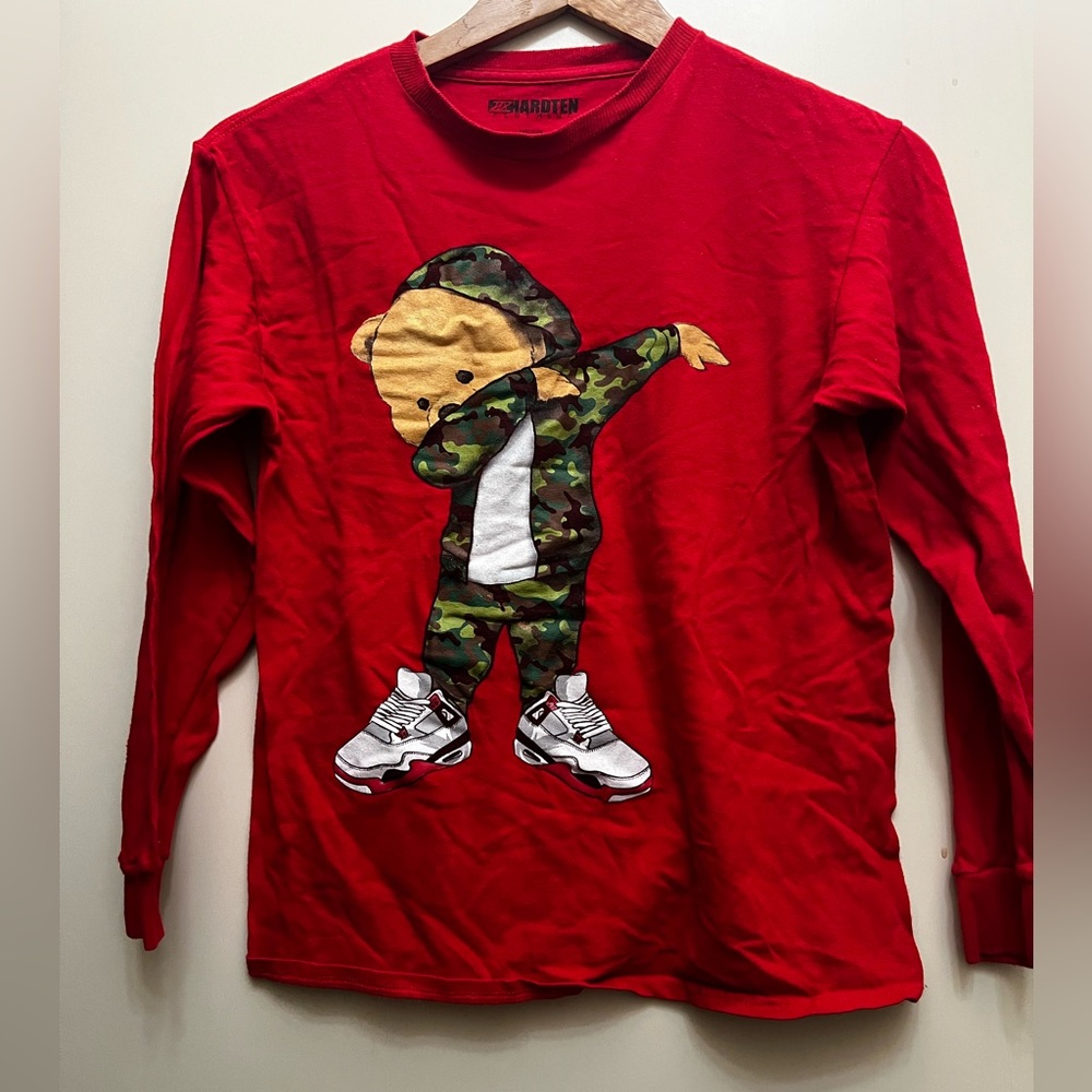 Red Kids Shirt with Bear Graphic medium